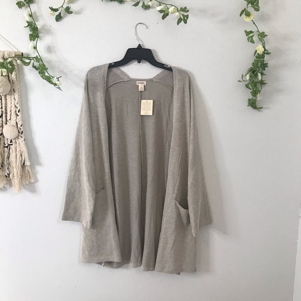 NWT DONNI Ribbed Sweater Coat